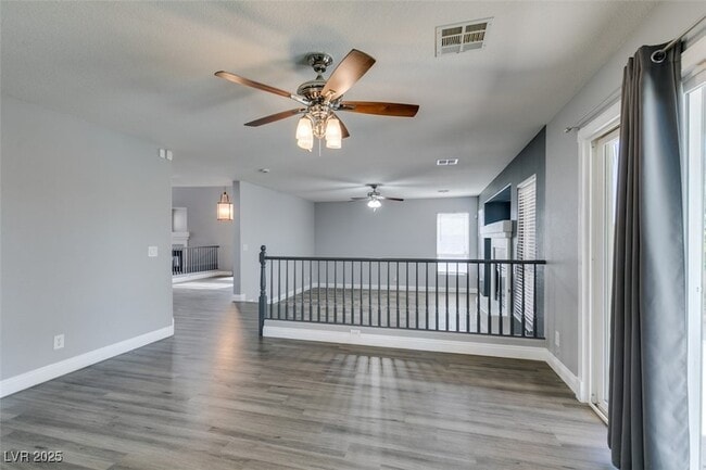 Building Photo - 9157 S Sleeping Tree St