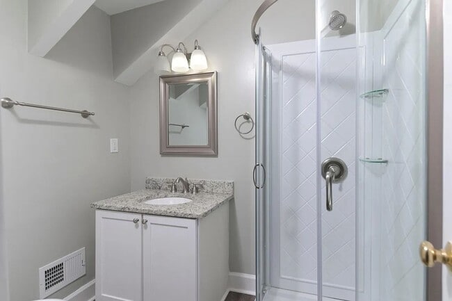 Building Photo - Beautifully renovated and repurposed house