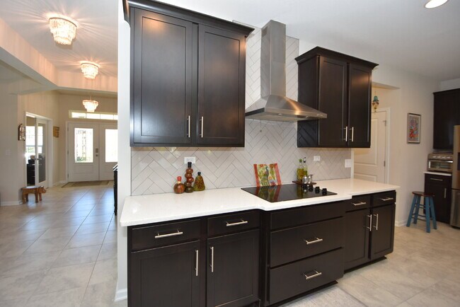 Building Photo - 143 Wood Stork Ln