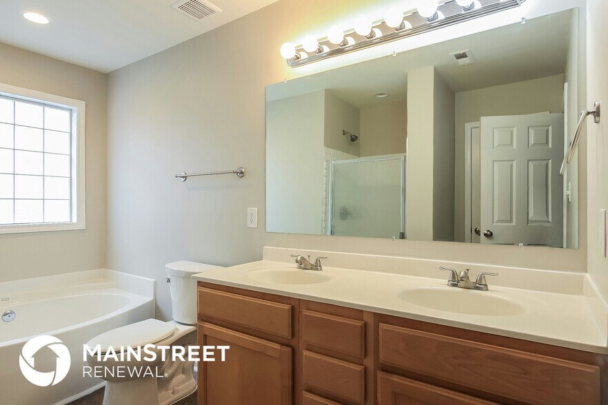 Building Photo - 6032 Brambleberry Way