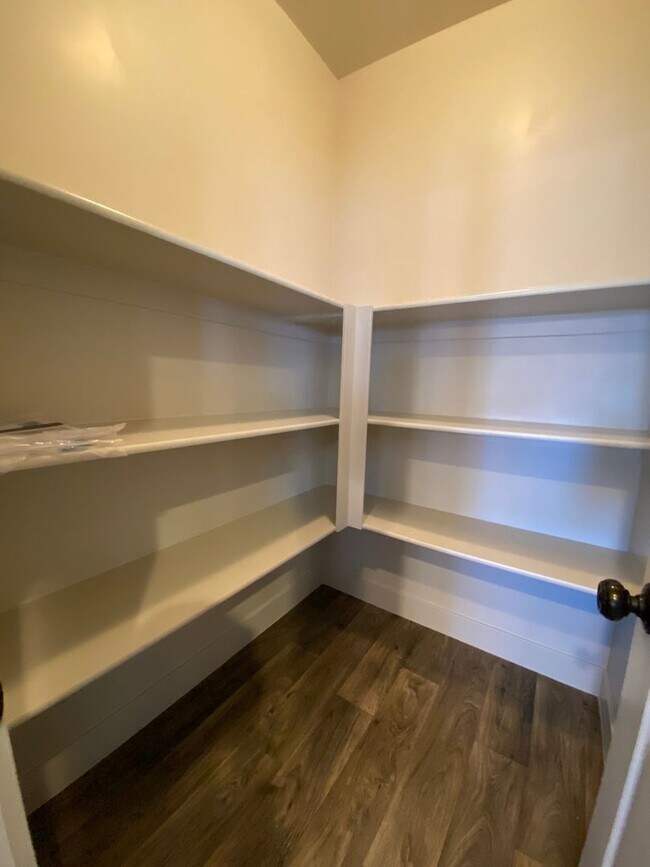 Building Photo - Gorgeous Home with HUGE backyard and play-set.