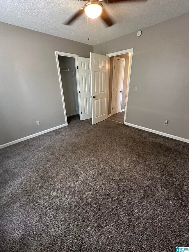 Building Photo - 114 Stone Hill Cir