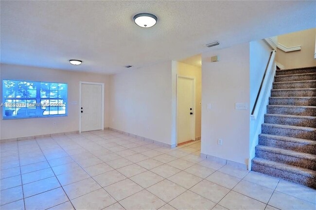 Building Photo - 15870 SW 69th Ln
