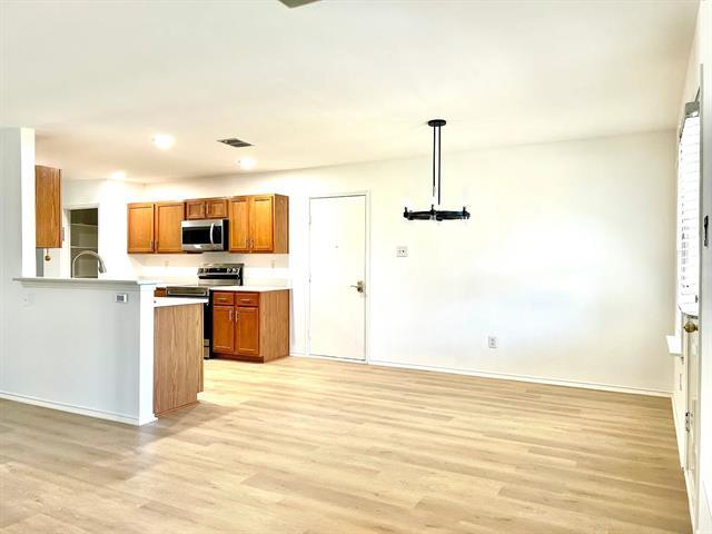 Building Photo - 1209 Starpoint Ln