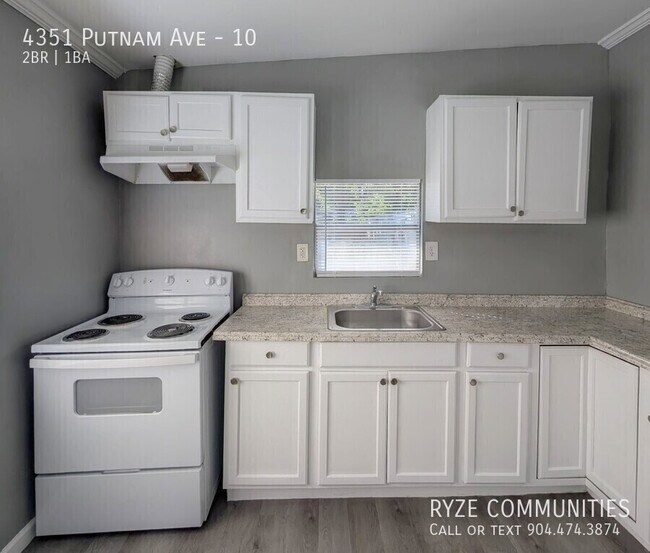 Building Photo - 4351 Putnam Ave