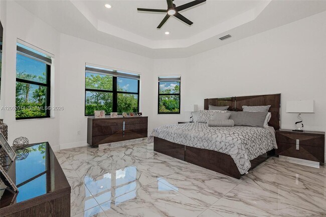Building Photo - 12835 Bayside Ct