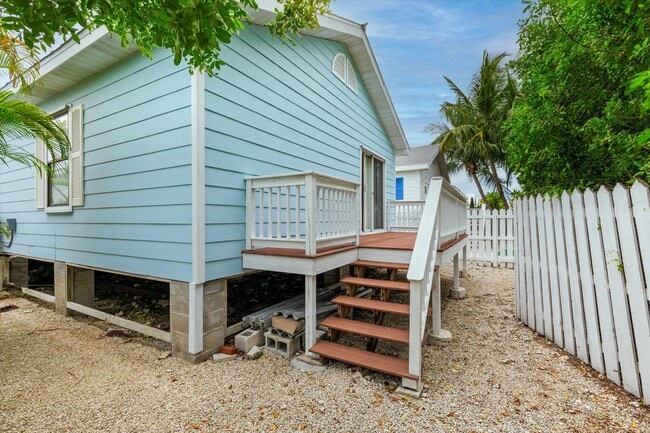 Building Photo - 3 Bedroom 2 Bathroom Unfurnished House for...