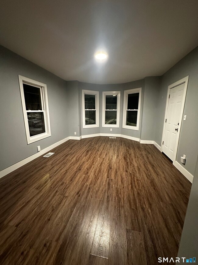 Building Photo - 102 Lombard St