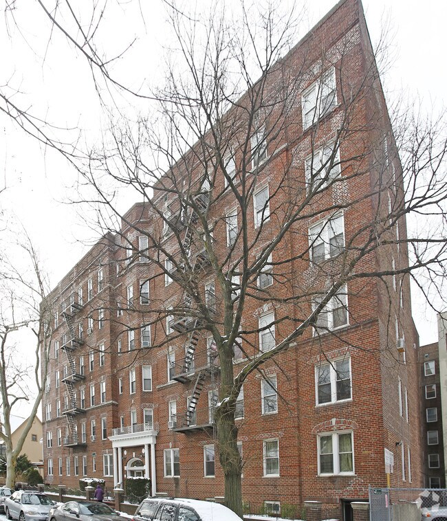 Building Photo - 120 Kenilworth Pl