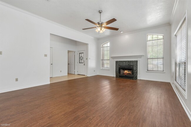 Building Photo - 3 br, 2 bath House - 1208 Bayou Woods Dr 1...