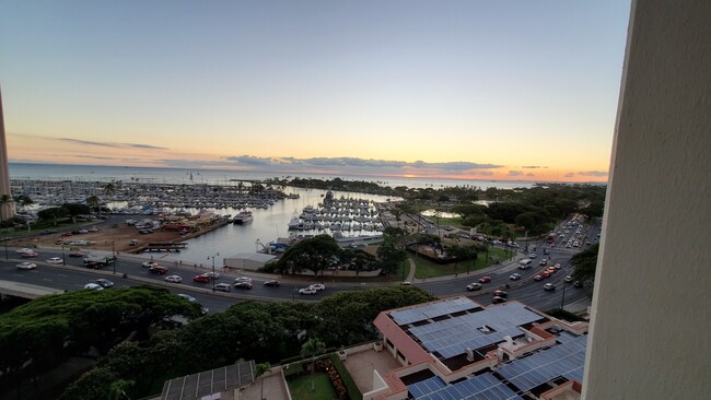 Building Photo - 1650 Ala Moana Blvd