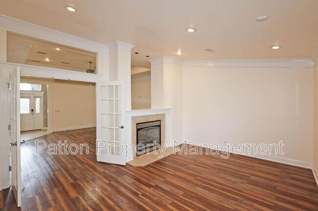Building Photo - 6802 Thunder Rd