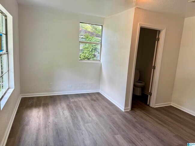 Building Photo - 7213 Naples Ave