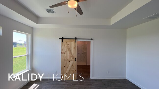 Building Photo - 20456 Antler Farms Dr