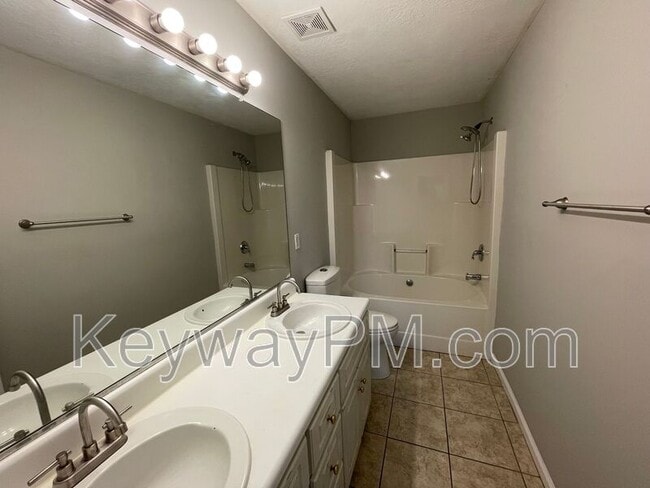 Building Photo - 445 Northrop Pl