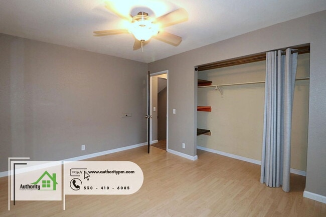 Building Photo - 1232 Hawthorne Ave