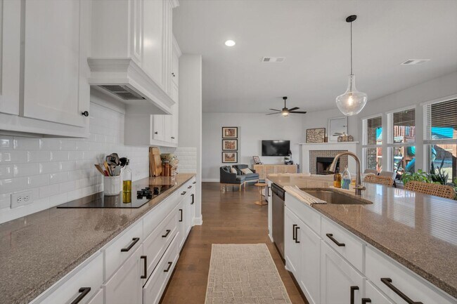 Building Photo - 4409 Dandelion Ln