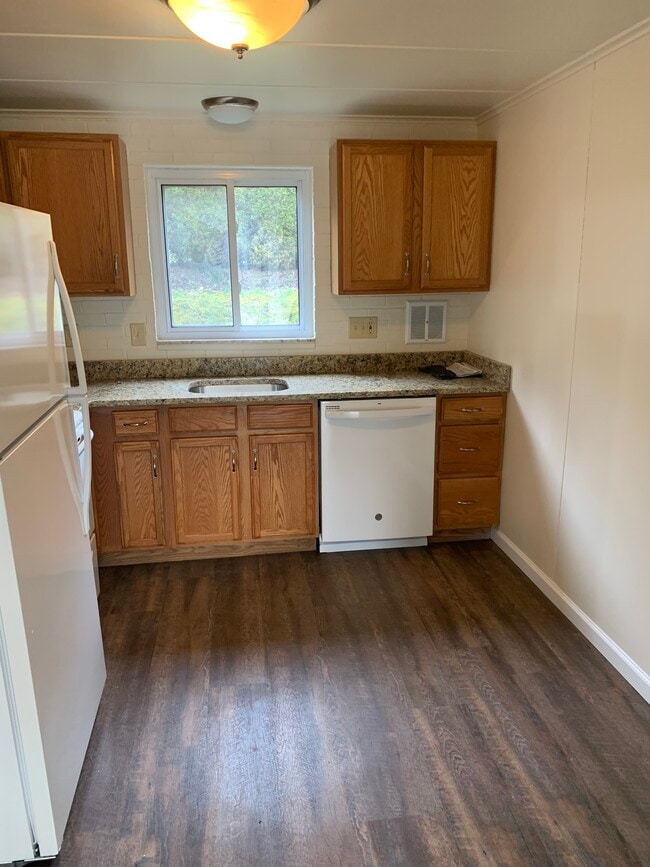 437 College Ave 437 College Ave Greensburg PA 15601 Apartment Finder