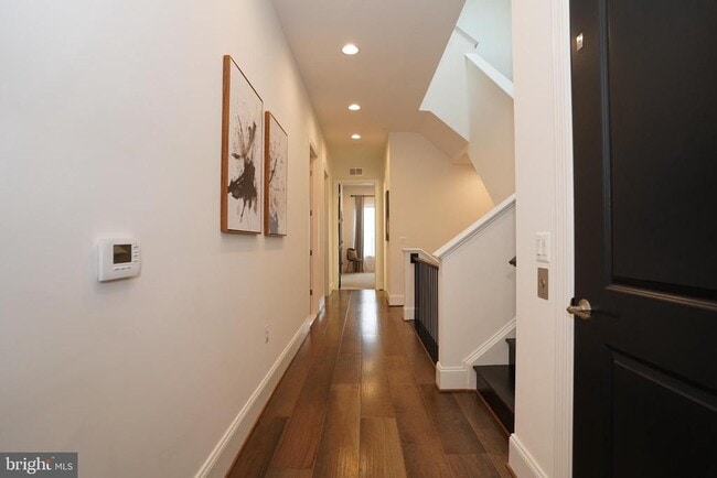 Building Photo - 44655 Provincetown Dr