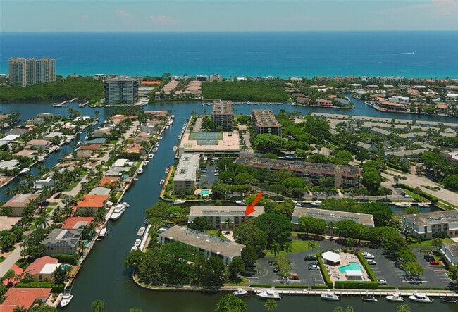 Building Photo - 773 Jeffery St