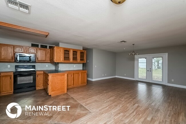 Building Photo - 6416 Chippendale Rd