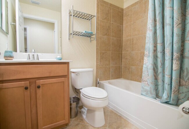 Building Photo - 9837 Venezia Cir