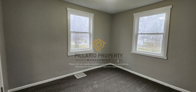 Building Photo - 2804-2806 Raible Ave.