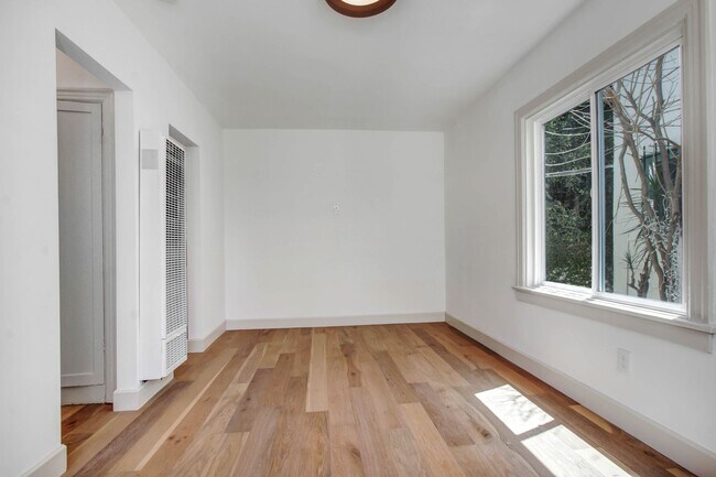 Primary Photo - Beautiful 1 Bed / 1 Bath Apartment in the ...
