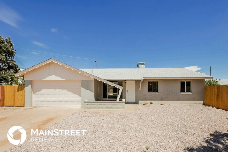 Primary Photo - 3732 W Solar Dr