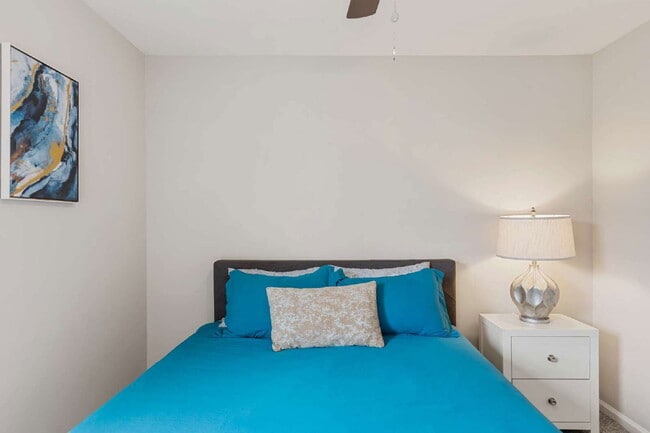 Building Photo - 214 Jeremy Ln