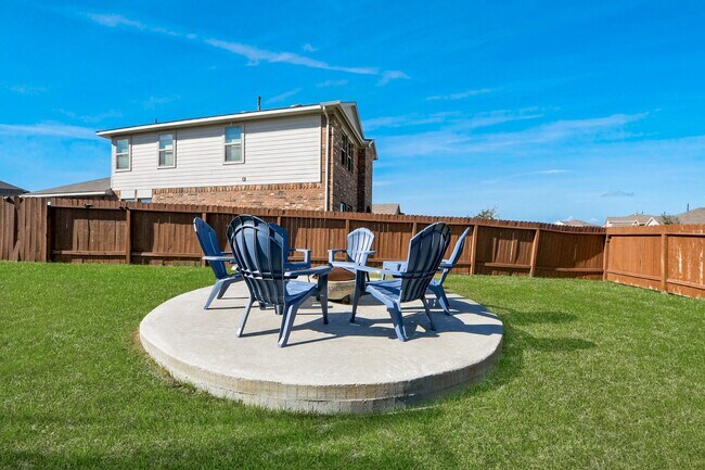 Building Photo - 4315 Nervesa Dr.