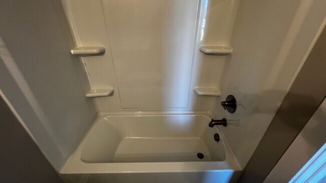 Building Photo - Spain Park Schools 3 Bedroom / 3 Bath Townhouse newly constructed