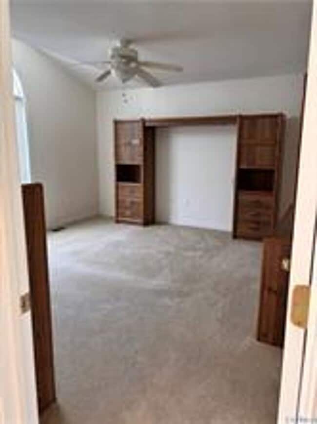 Building Photo - 3 Bed 2 Bath Rancher Style Home -Midlothian