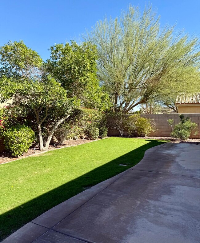 Building Photo - 1122 Oro Ridge