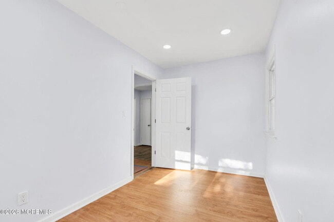 Building Photo - 105 Clark St