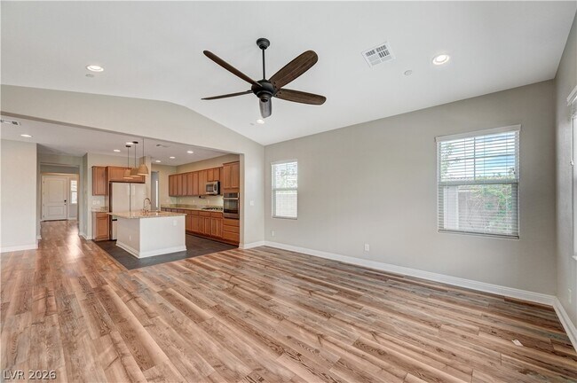 Building Photo - 276 Homeward Way