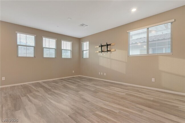 Building Photo - 41 Lomita Heights Dr