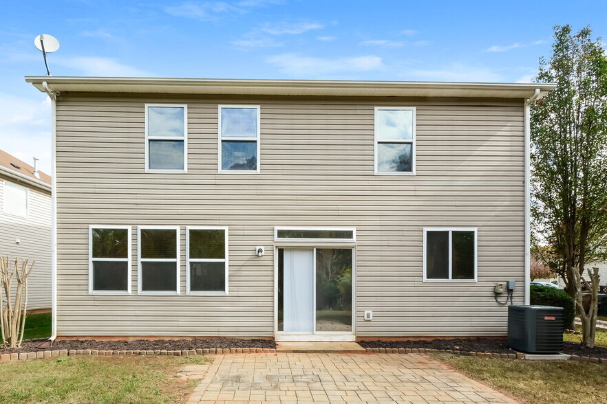 Building Photo - 605 Averasboro Dr