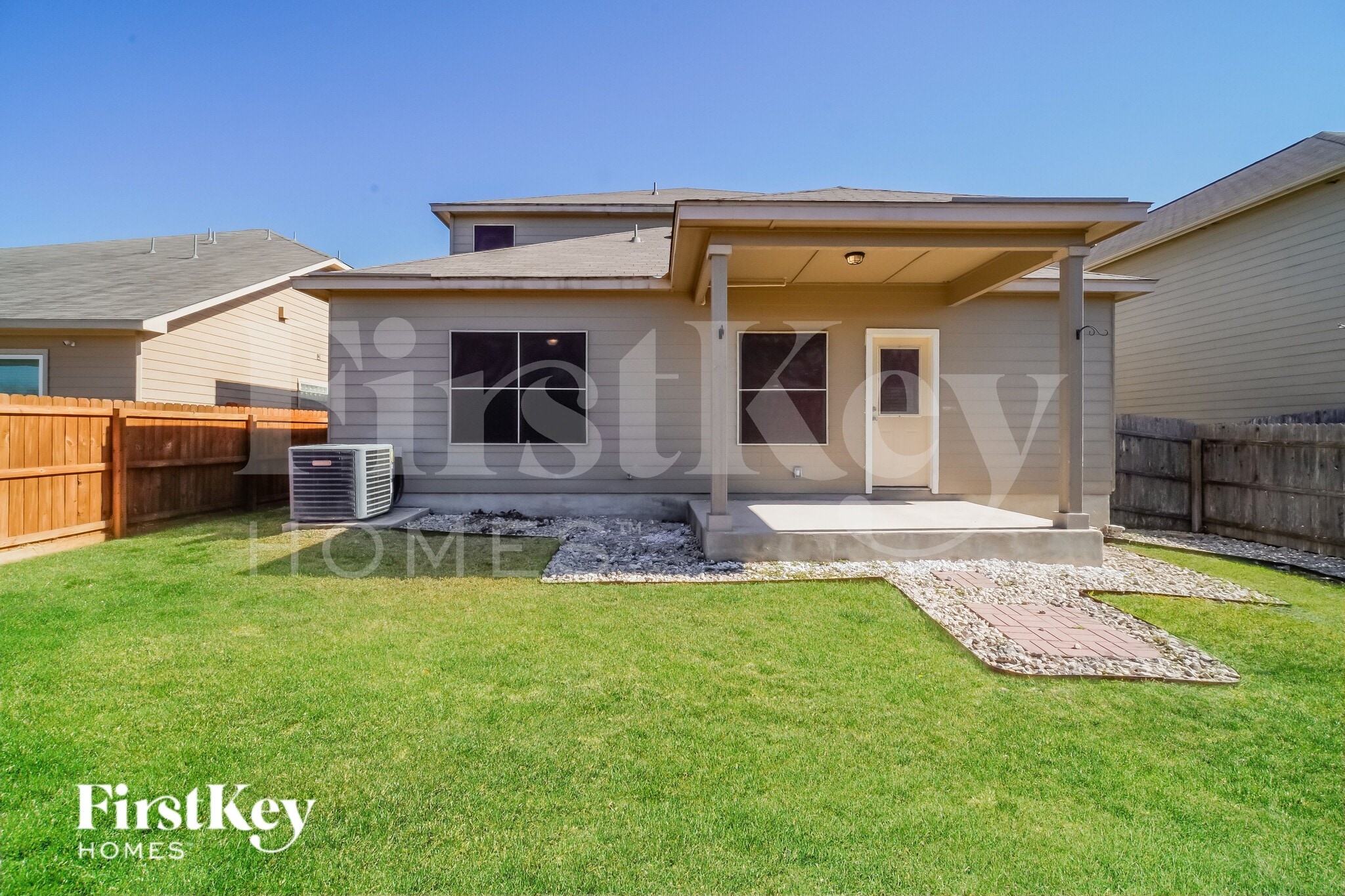 Building Photo - 500 Stonebrook Dr
