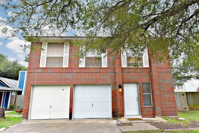Building Photo - 12801 Margit Dr