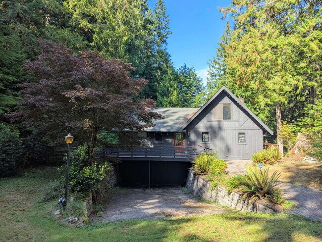 Building Photo - 3-Bed Retreat with Forest Abundance