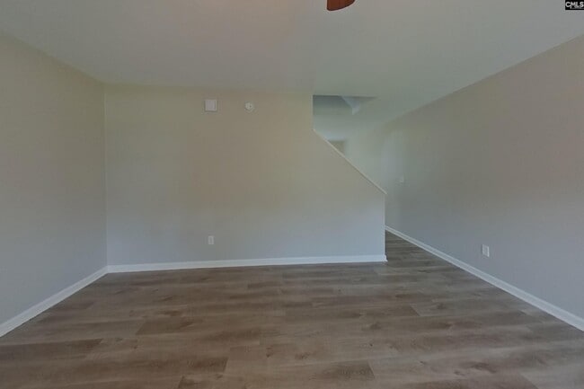 Building Photo - 241 Saskatoon Dr
