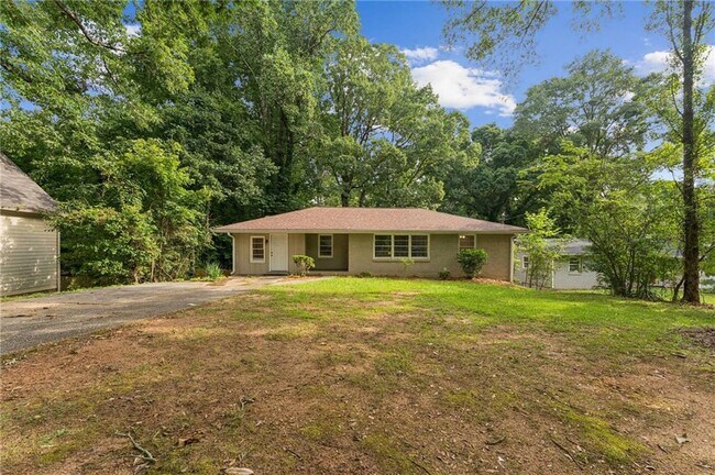 Primary Photo - 195 Polar Rock Rd SW