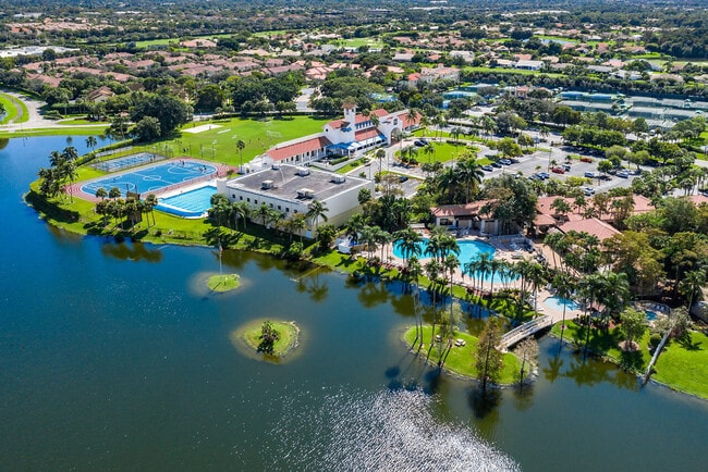 Building Photo - 10821 La Salinas Cir