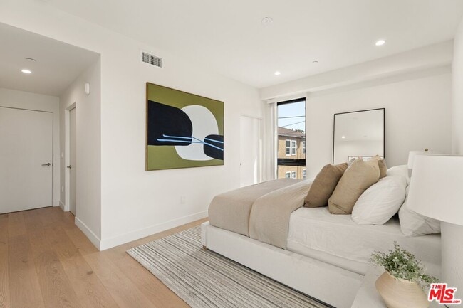 Building Photo - 3808 College Ave