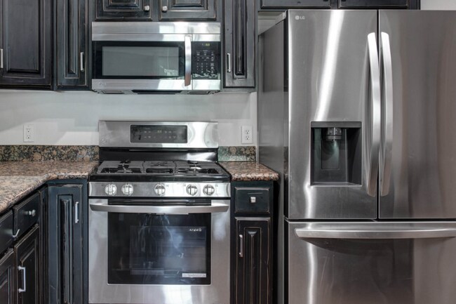 Building Photo - 5519 Lillehammer Ln
