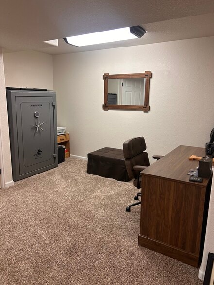 Building Photo - 1111 Verlan Way