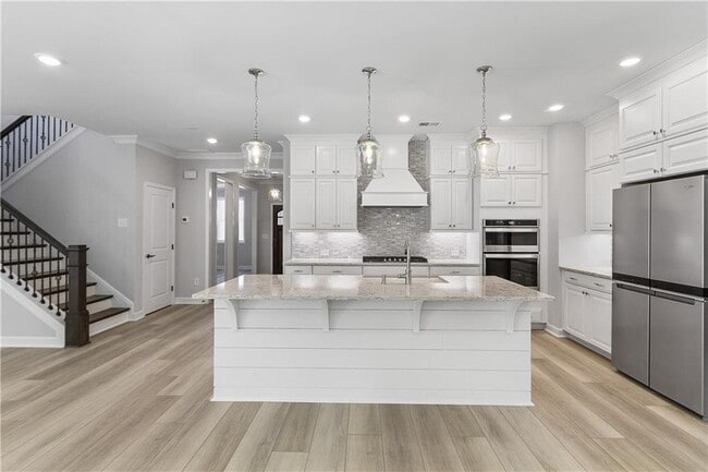 Building Photo - 536 Cresentry Brook