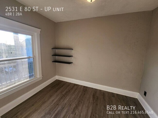 Building Photo - 2531 E 80th St