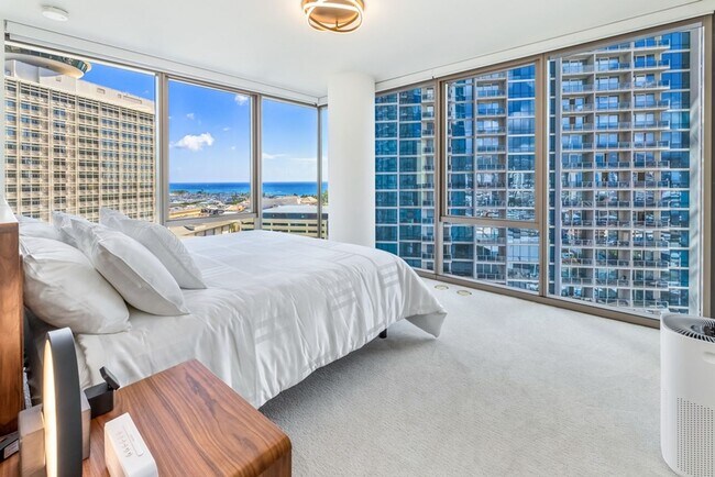 Building Photo - Sky Ala Moana #1701: Spacious Condo w/ Ocean Views